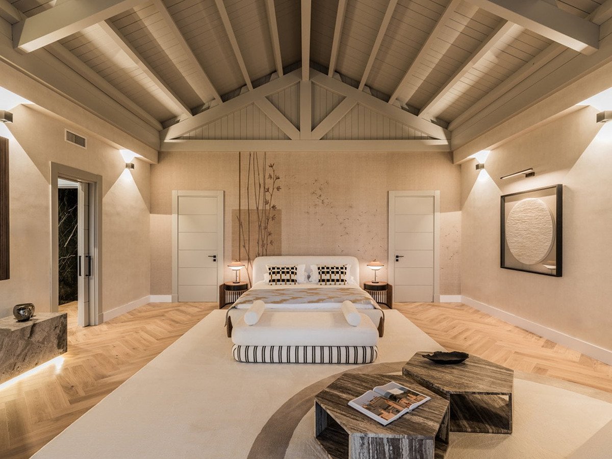 6 Bed Detached Villa in Sotogrande