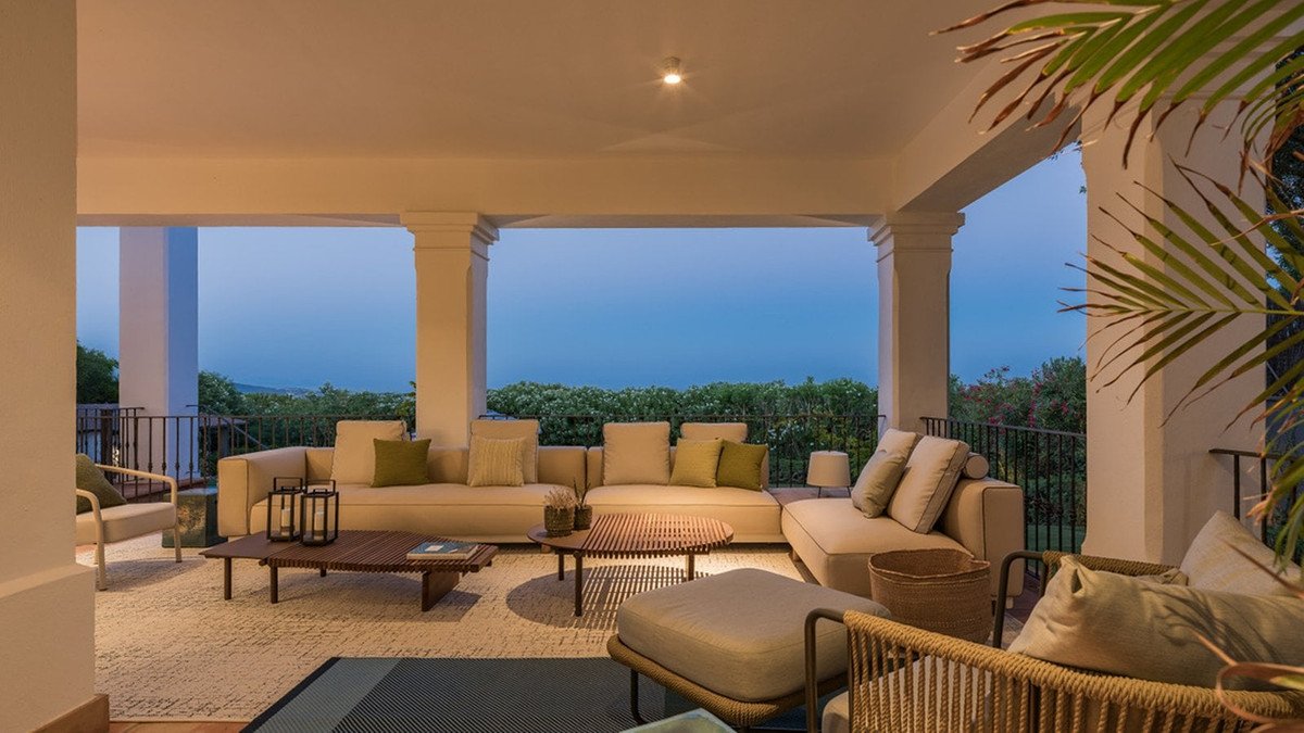 6 Bed Detached Villa in Sotogrande