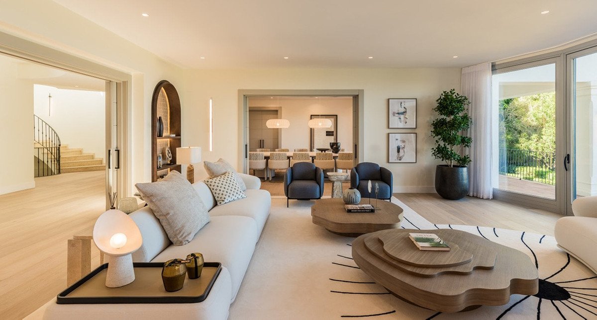 6 Bed Detached Villa in Sotogrande