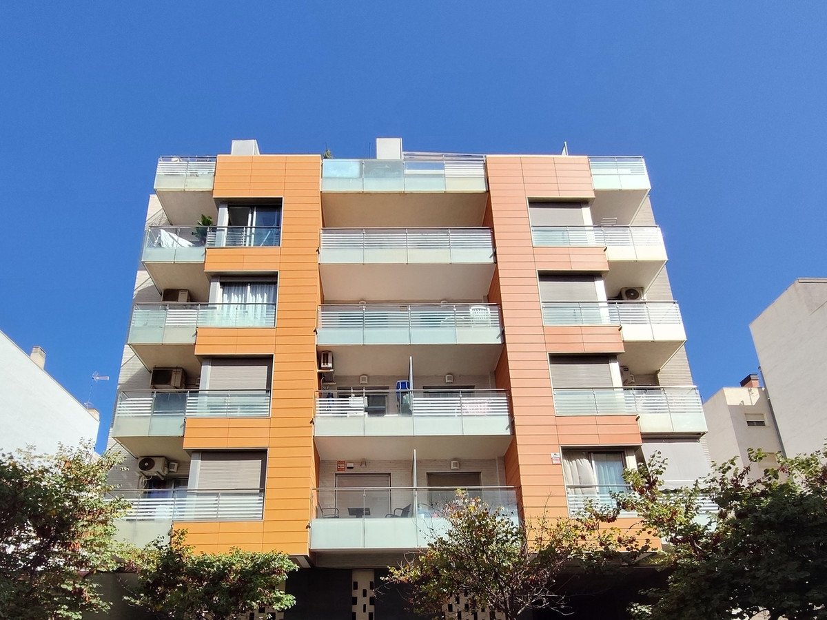 3 Bed Middle Floor Apartment in Torrevieja