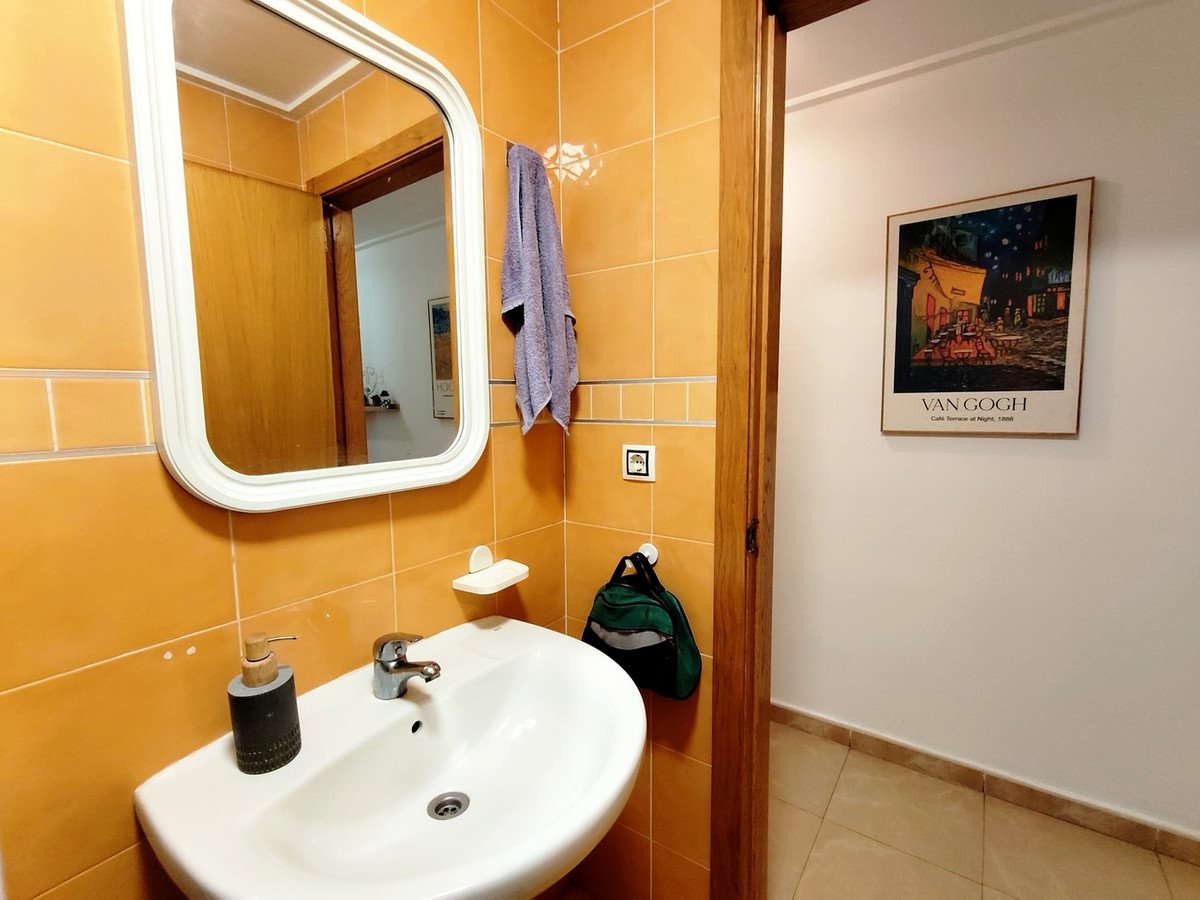 3 Bed Middle Floor Apartment in Torrevieja