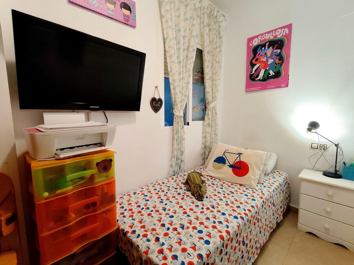 3 Bed Middle Floor Apartment in Torrevieja