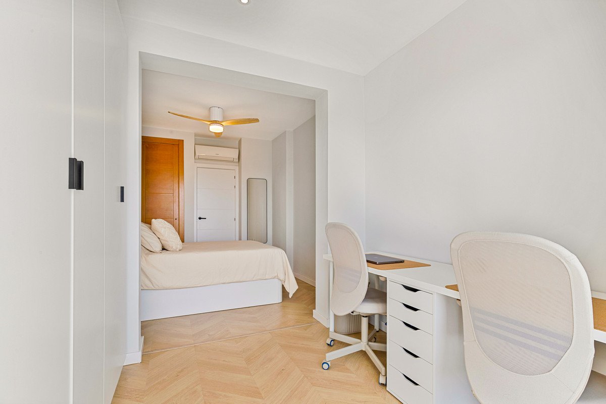 1 Bed Middle Floor Apartment in Fuengirola