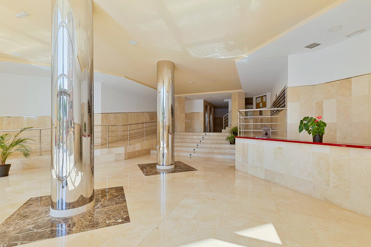 1 Bed Middle Floor Apartment in Fuengirola