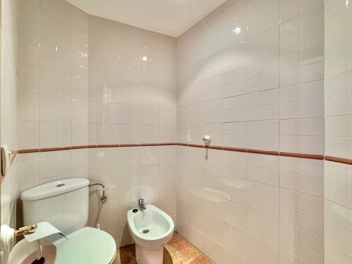 2 Bed Middle Floor Apartment in Punta Prima
