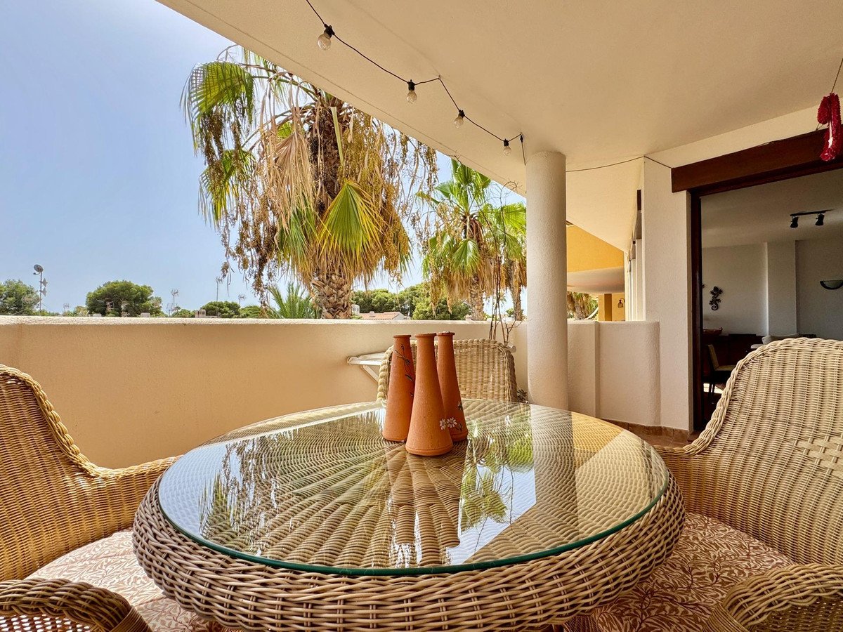 2 Bed Middle Floor Apartment in Punta Prima