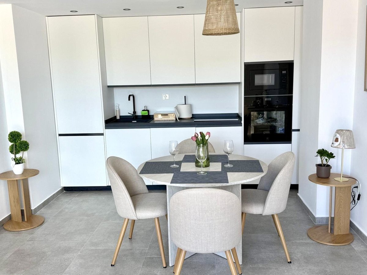 1 Bed Middle Floor Apartment in Fuengirola