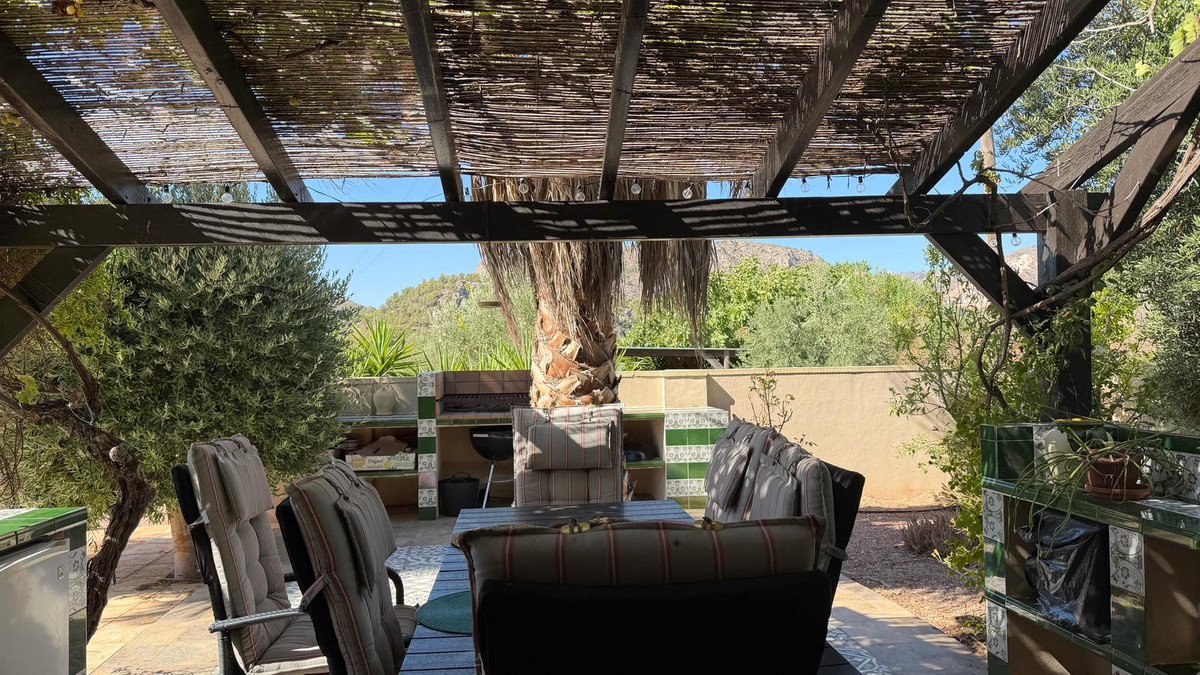 3 Bed Finca - Cortijo in La Romana