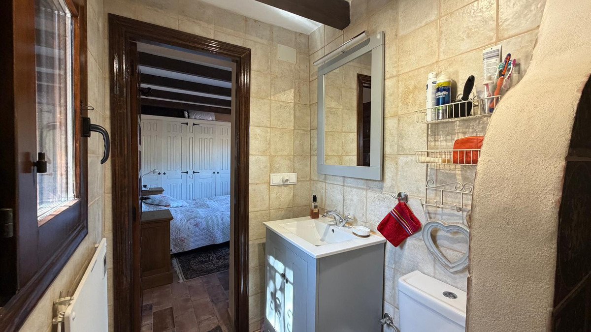 3 Bed Finca - Cortijo in La Romana
