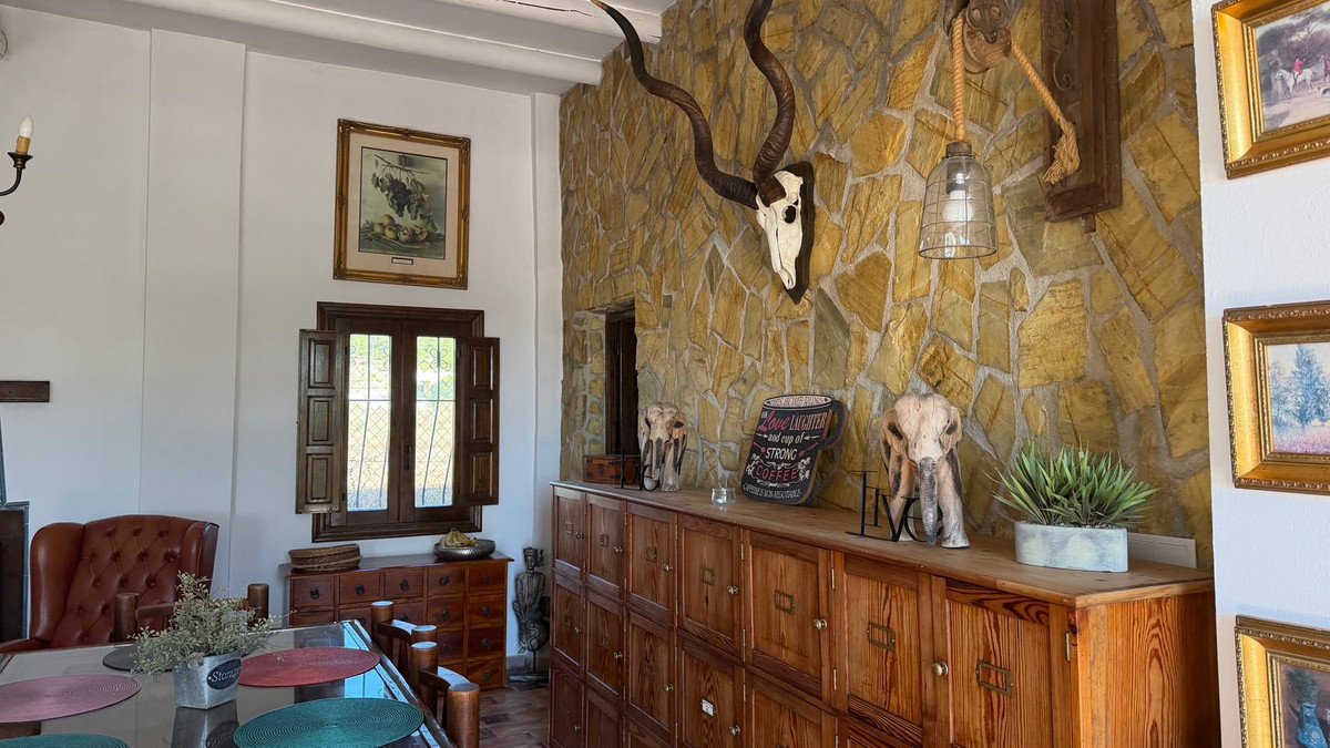 3 Bed Finca - Cortijo in La Romana