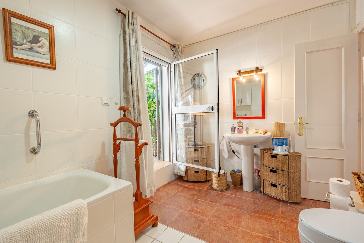 4 Bed Townhouse in Alhaurín el Grande