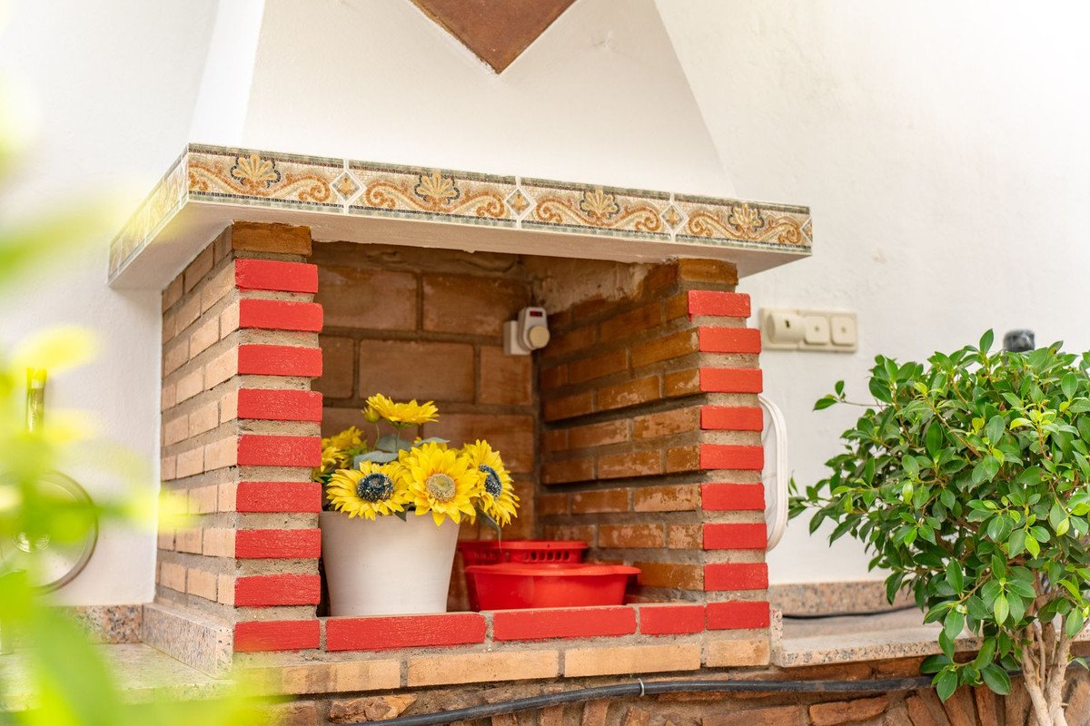 4 Bed Townhouse in Alhaurín el Grande