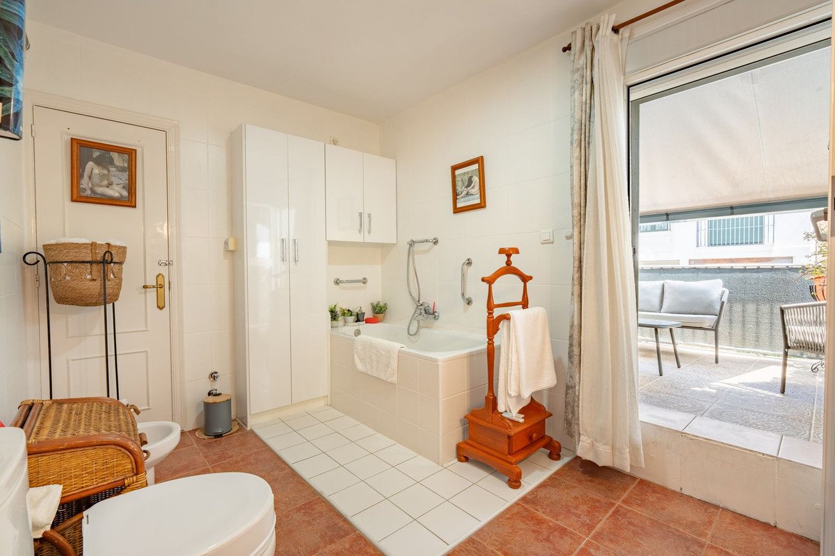4 Bed Townhouse in Alhaurín el Grande
