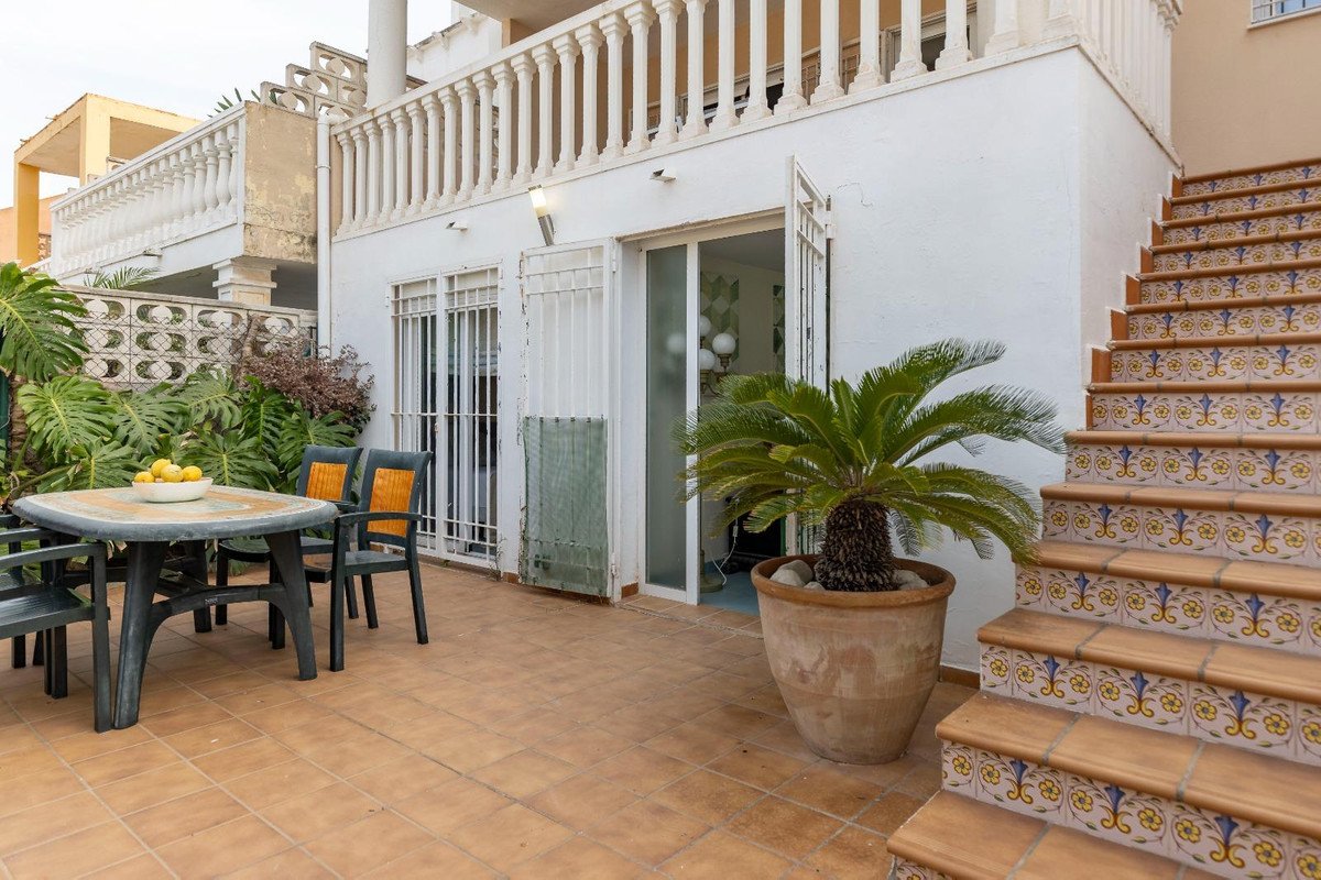 4 Bed Townhouse in Oliva