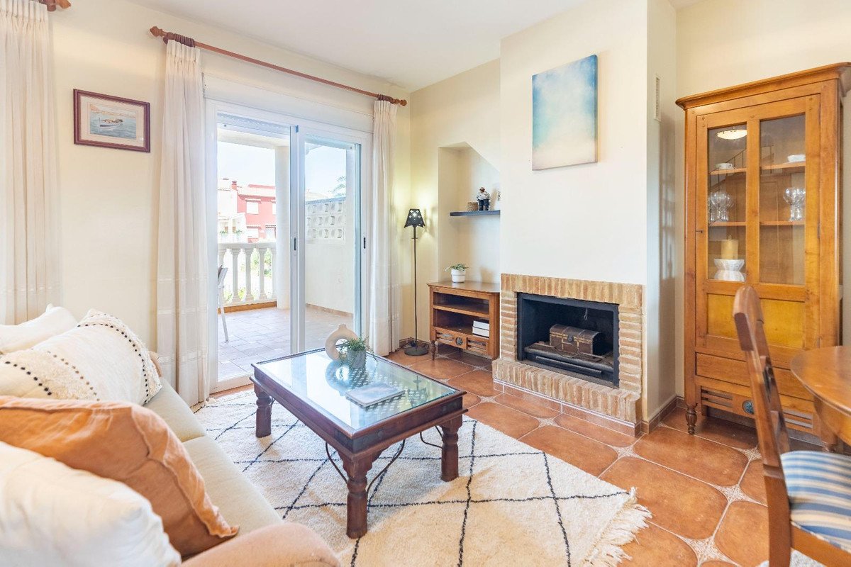 4 Bed Townhouse in Oliva