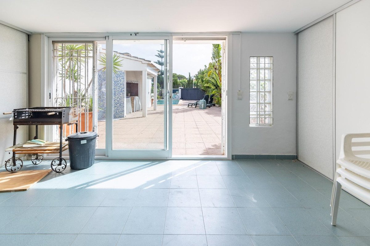 4 Bed Townhouse in Oliva