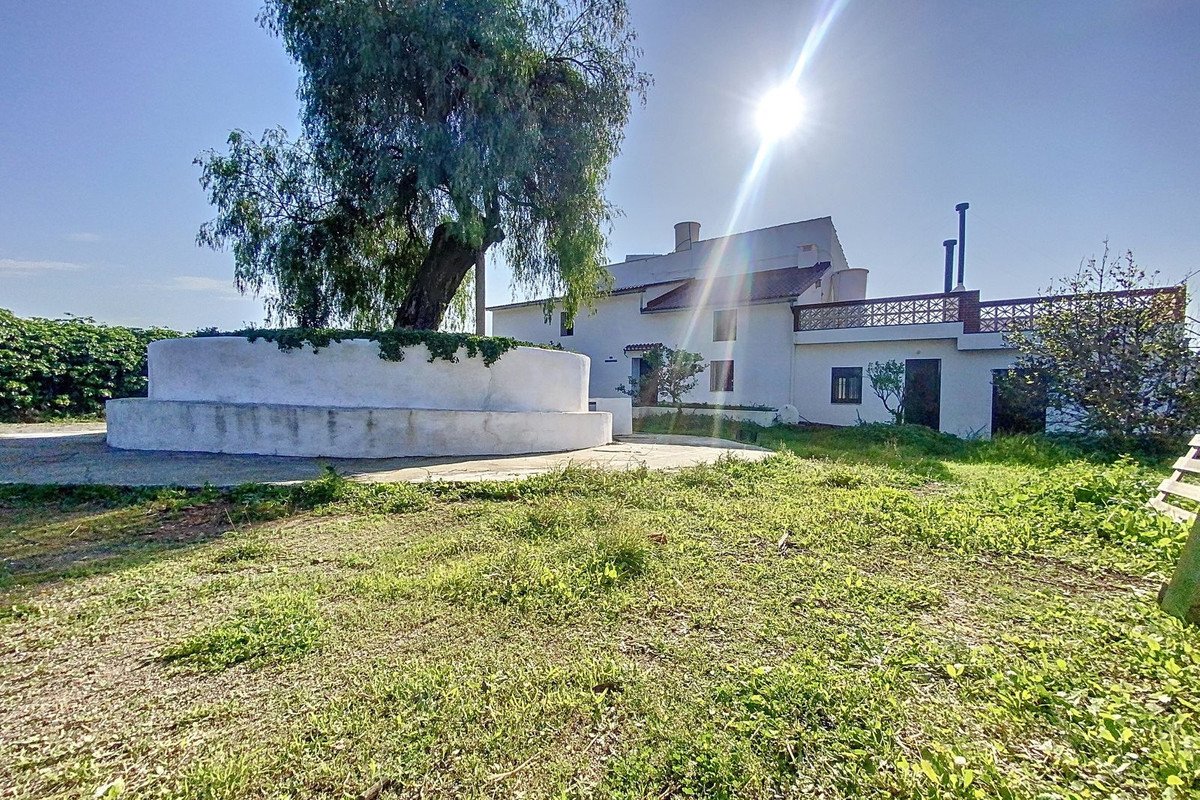 6 Bed Finca - Cortijo in Pizarra
