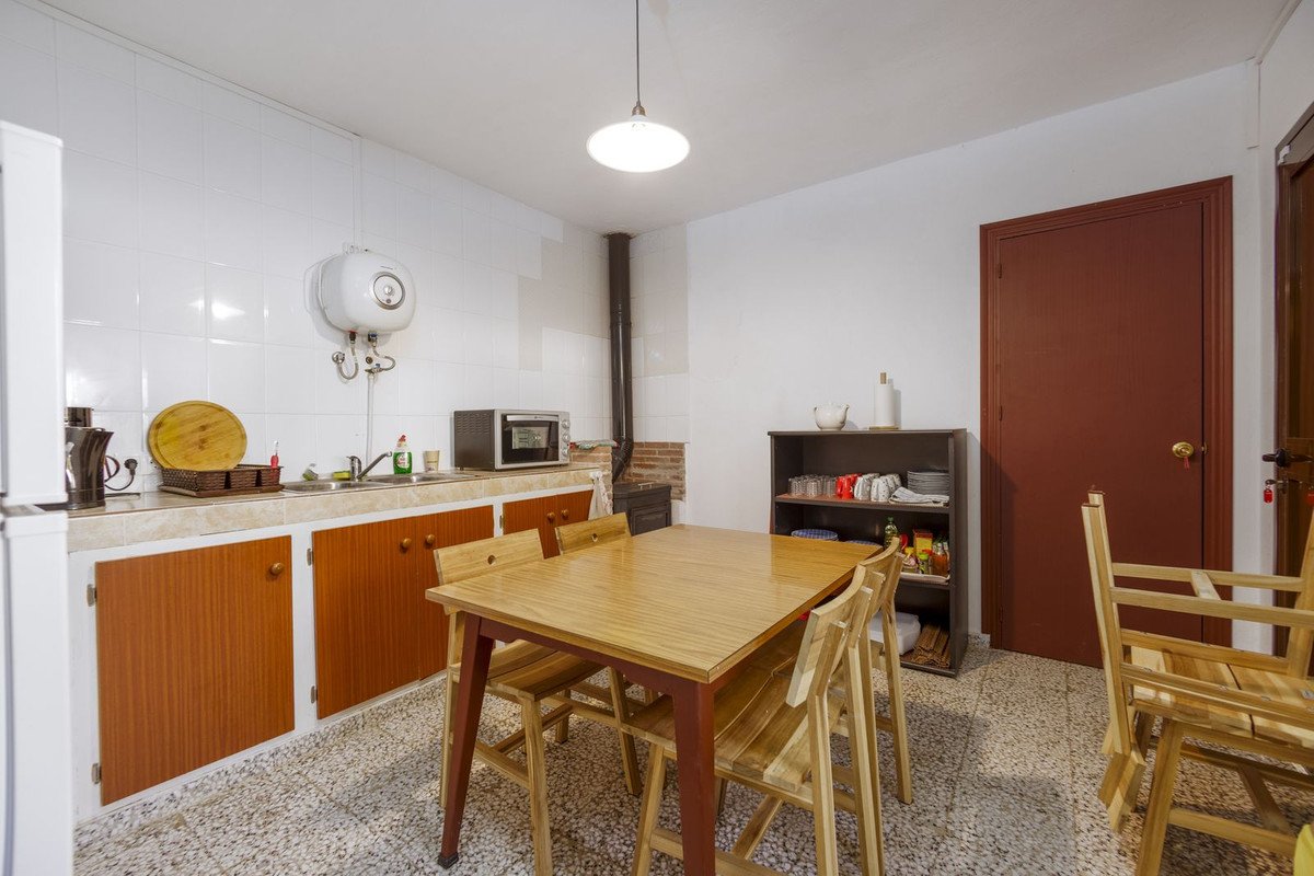 6 Bed Finca - Cortijo in Pizarra