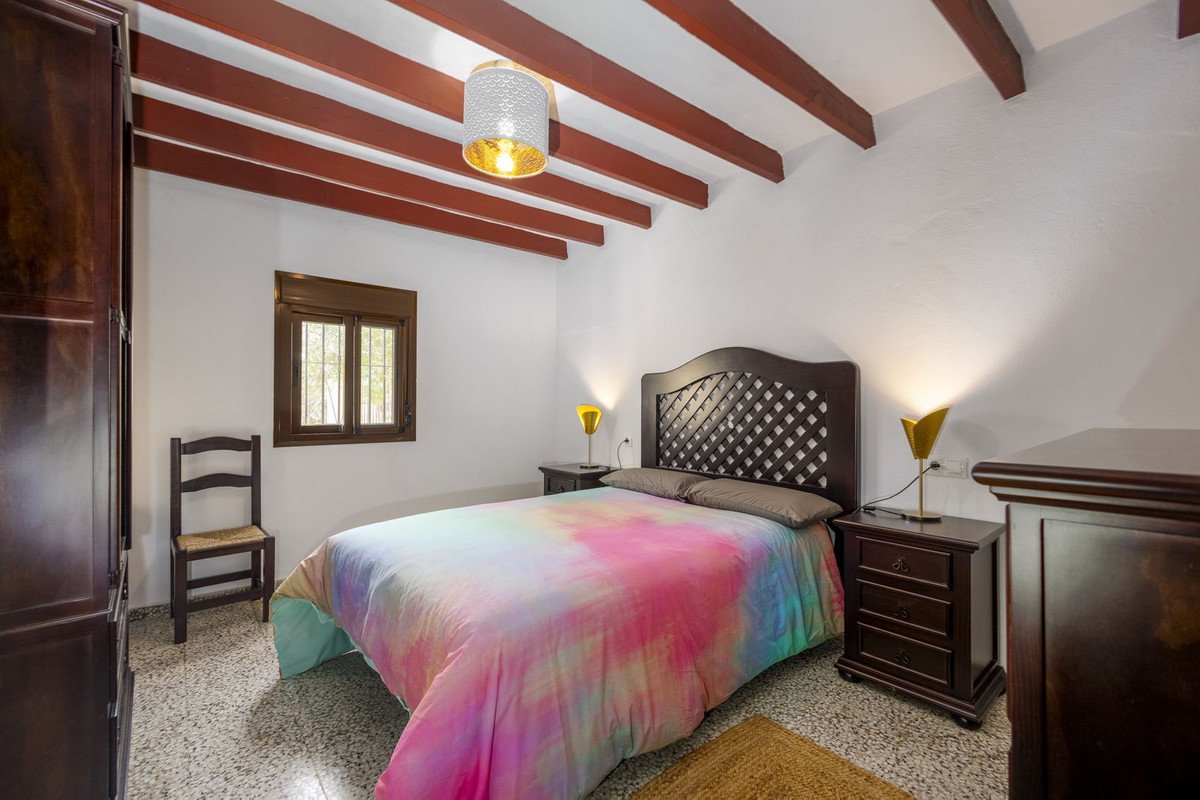 6 Bed Finca - Cortijo in Pizarra