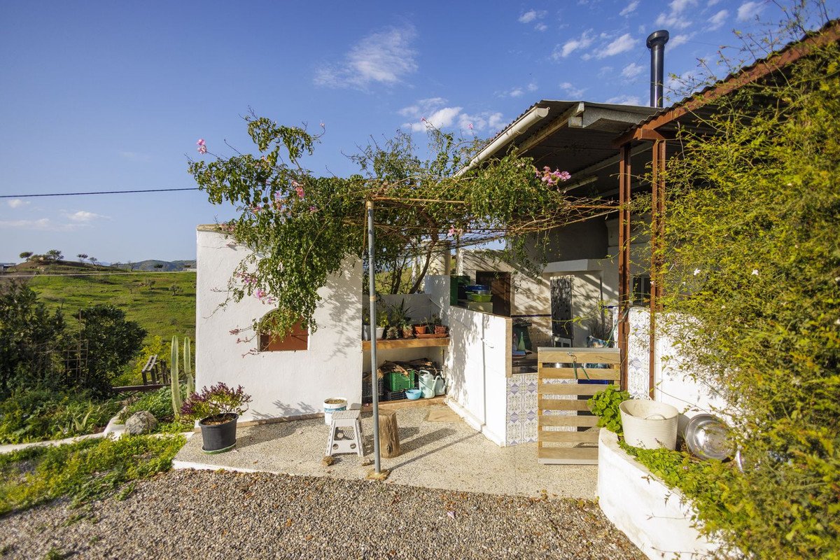 6 Bed Finca - Cortijo in Pizarra