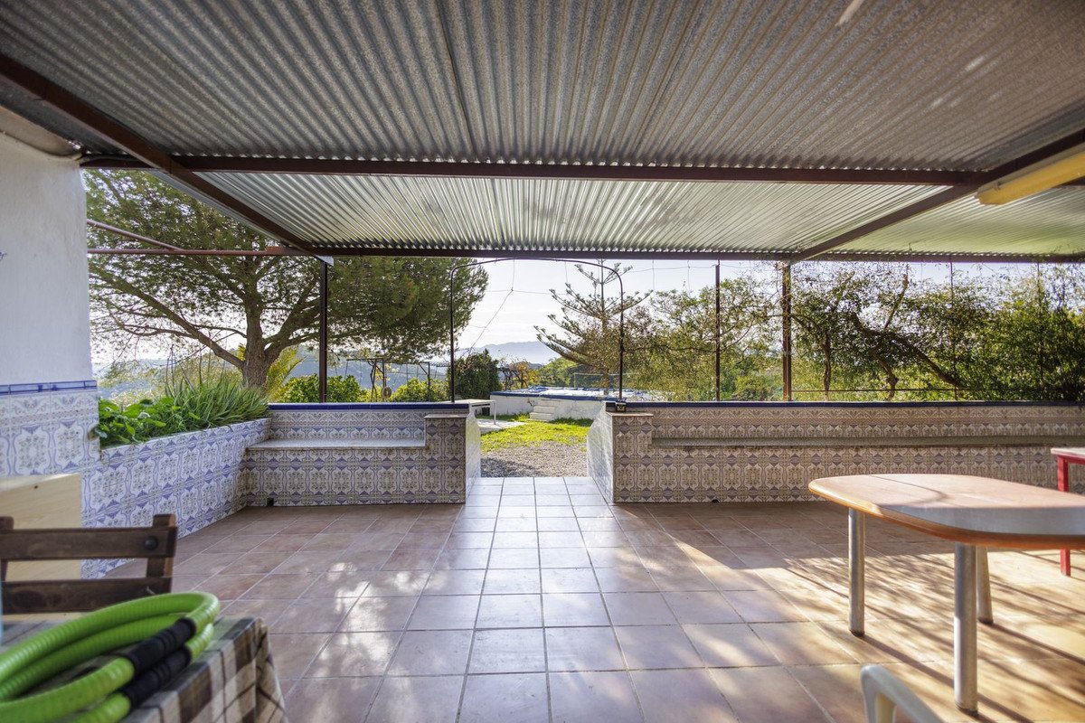6 Bed Finca - Cortijo in Pizarra