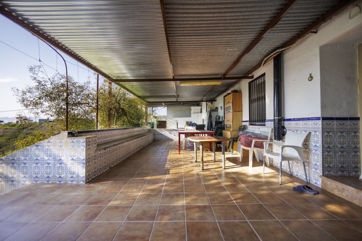 6 Bed Finca - Cortijo in Pizarra