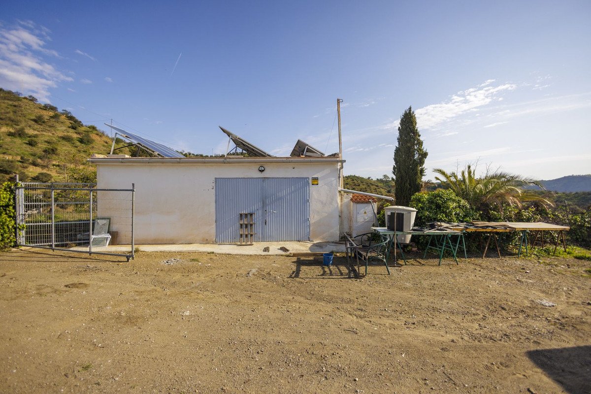 6 Bed Finca - Cortijo in Pizarra