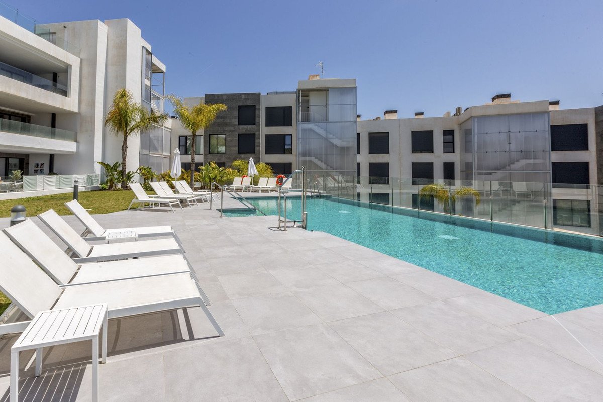 2 Bed Ground Floor Apartment in Fuengirola