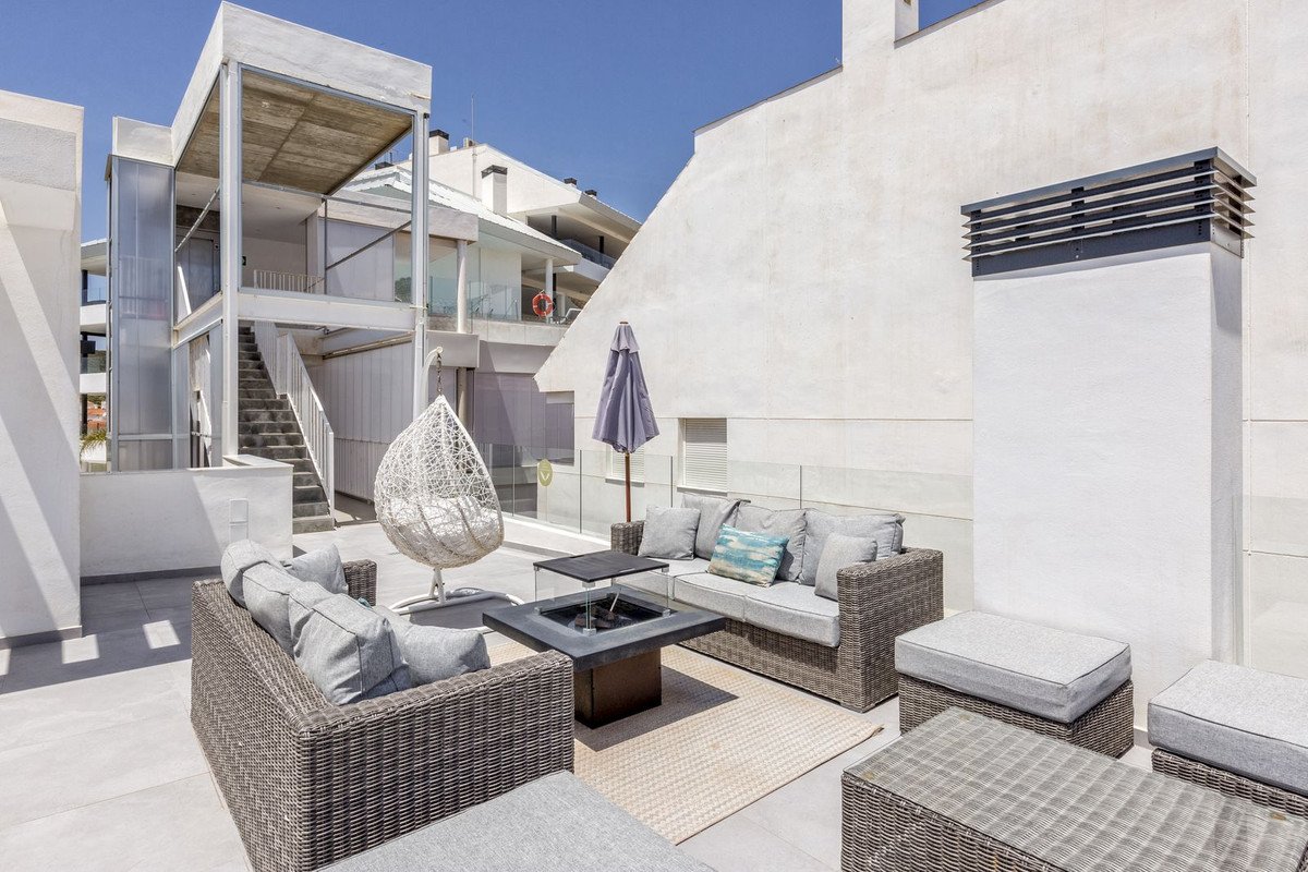 2 Bed Ground Floor Apartment in Fuengirola