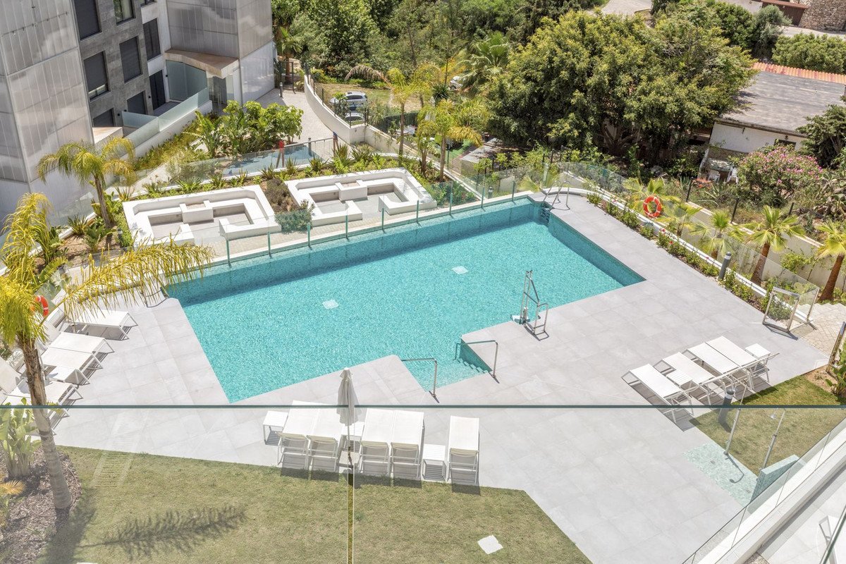 2 Bed Ground Floor Apartment in Fuengirola