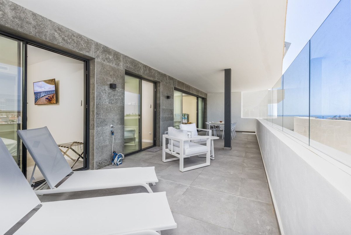 2 Bed Ground Floor Apartment in Fuengirola