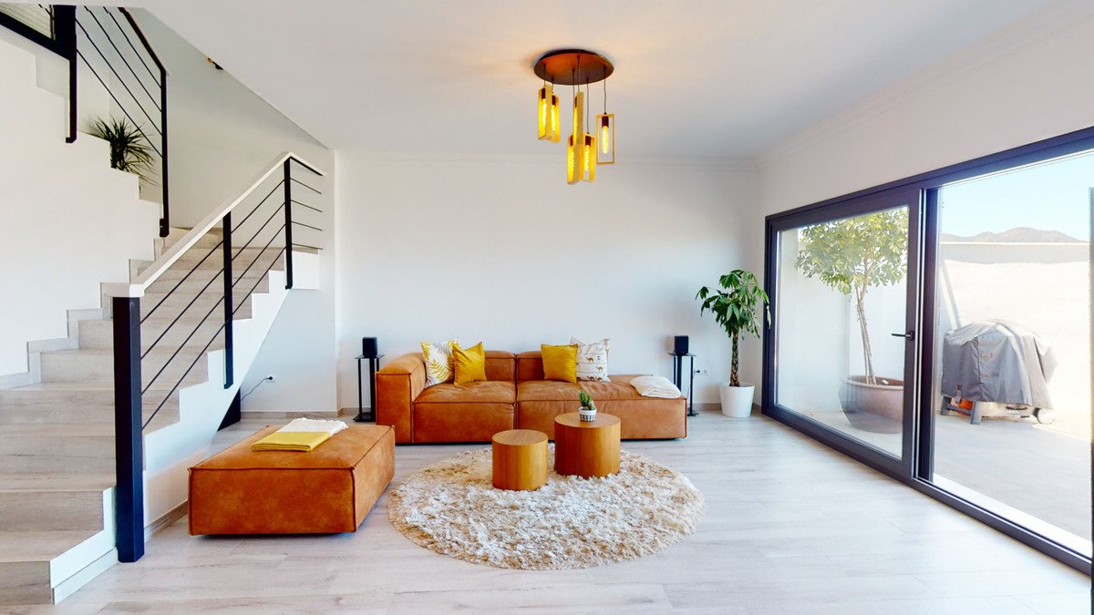 4 Bed Townhouse in La Mairena