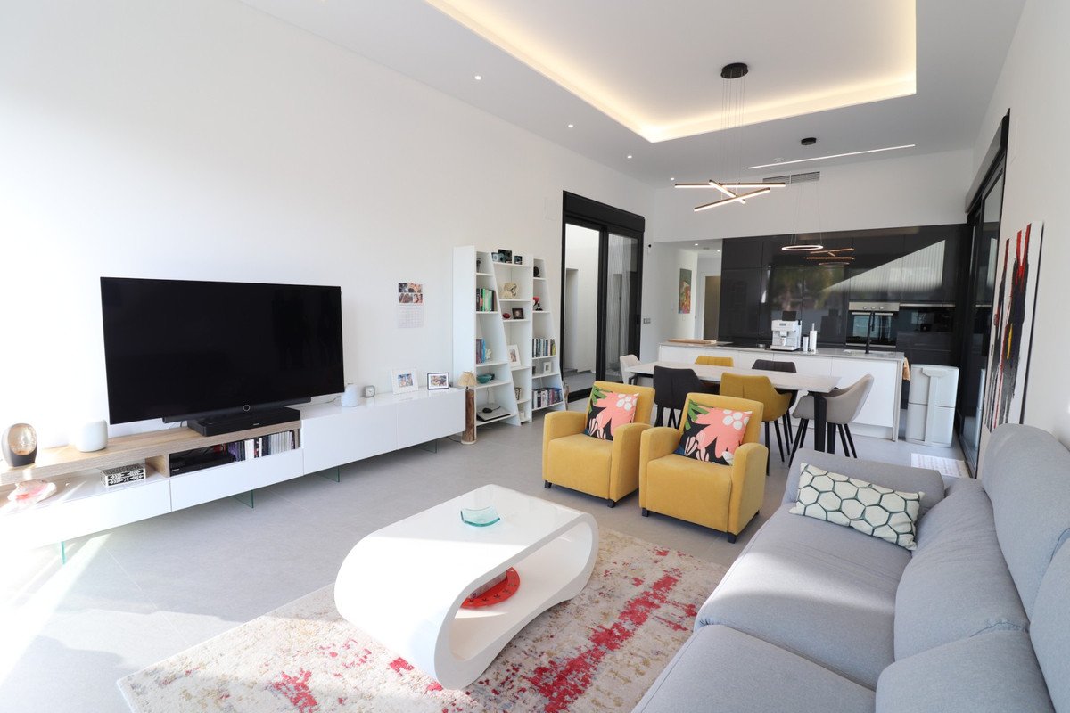 3 Bed Detached Villa in Formentera del Segura