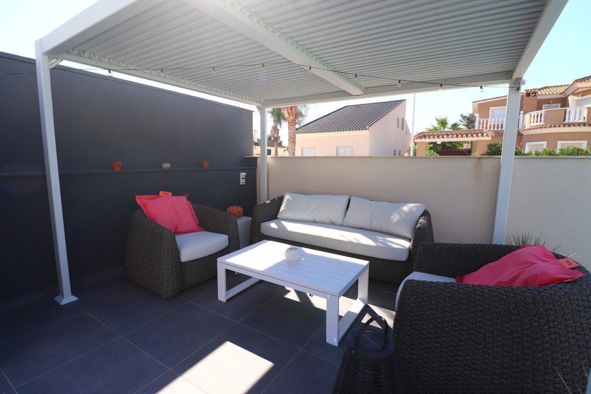 3 Bed Detached Villa in Formentera del Segura