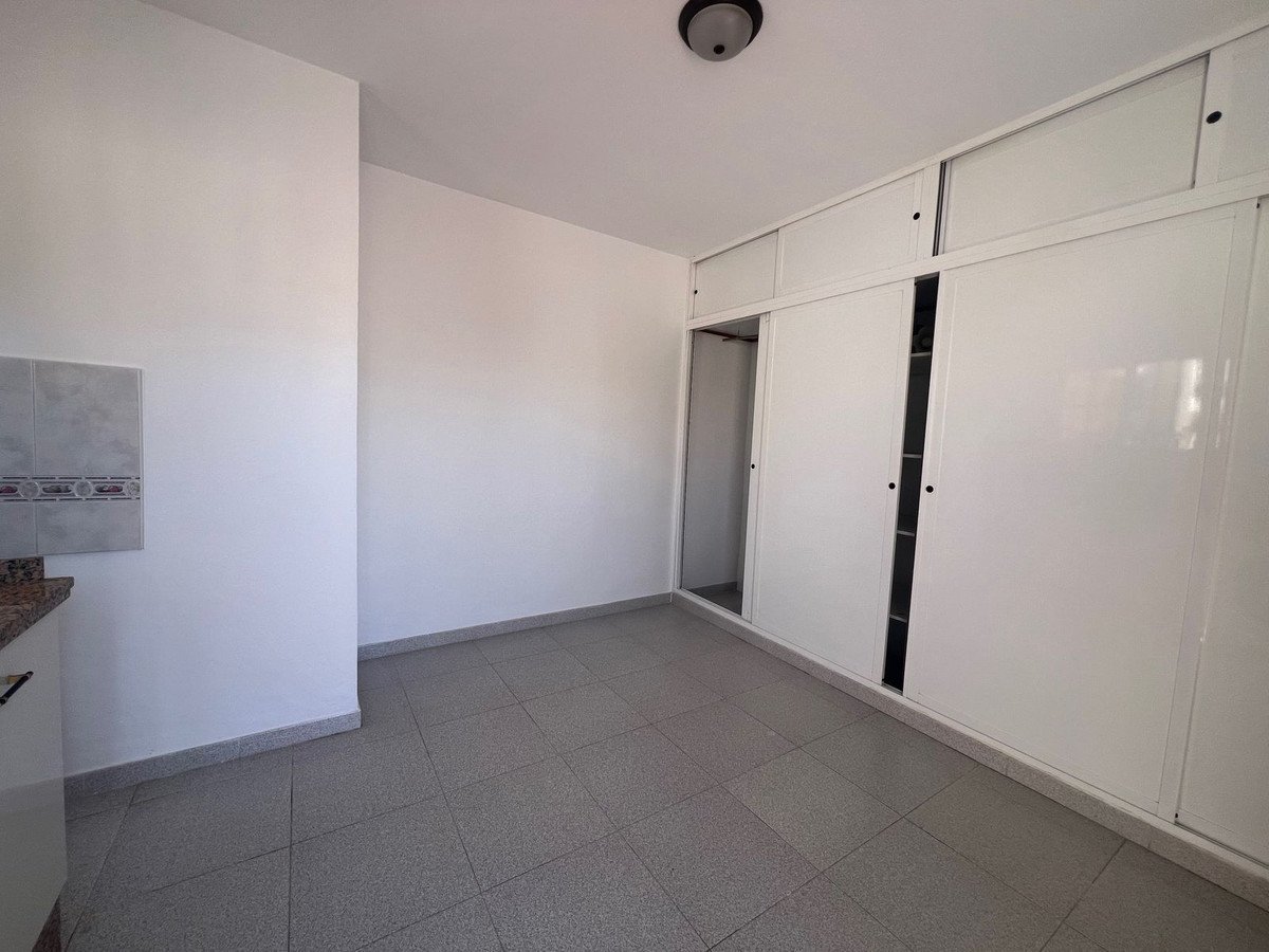 3 Bed Semi-Detached House in Estepona