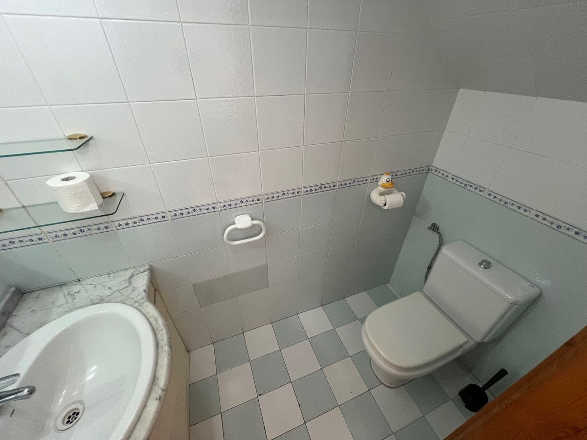 3 Bed Semi-Detached House in Estepona