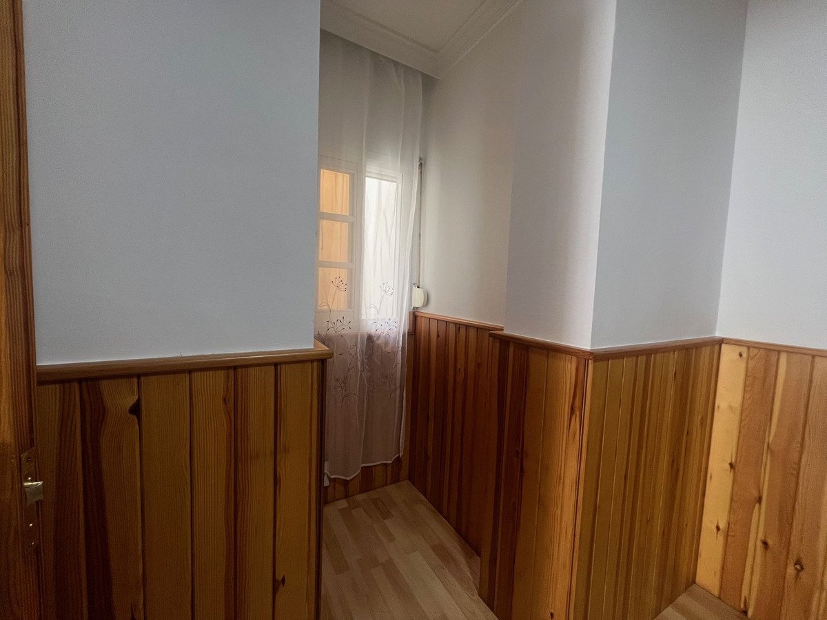 3 Bed Semi-Detached House in Estepona