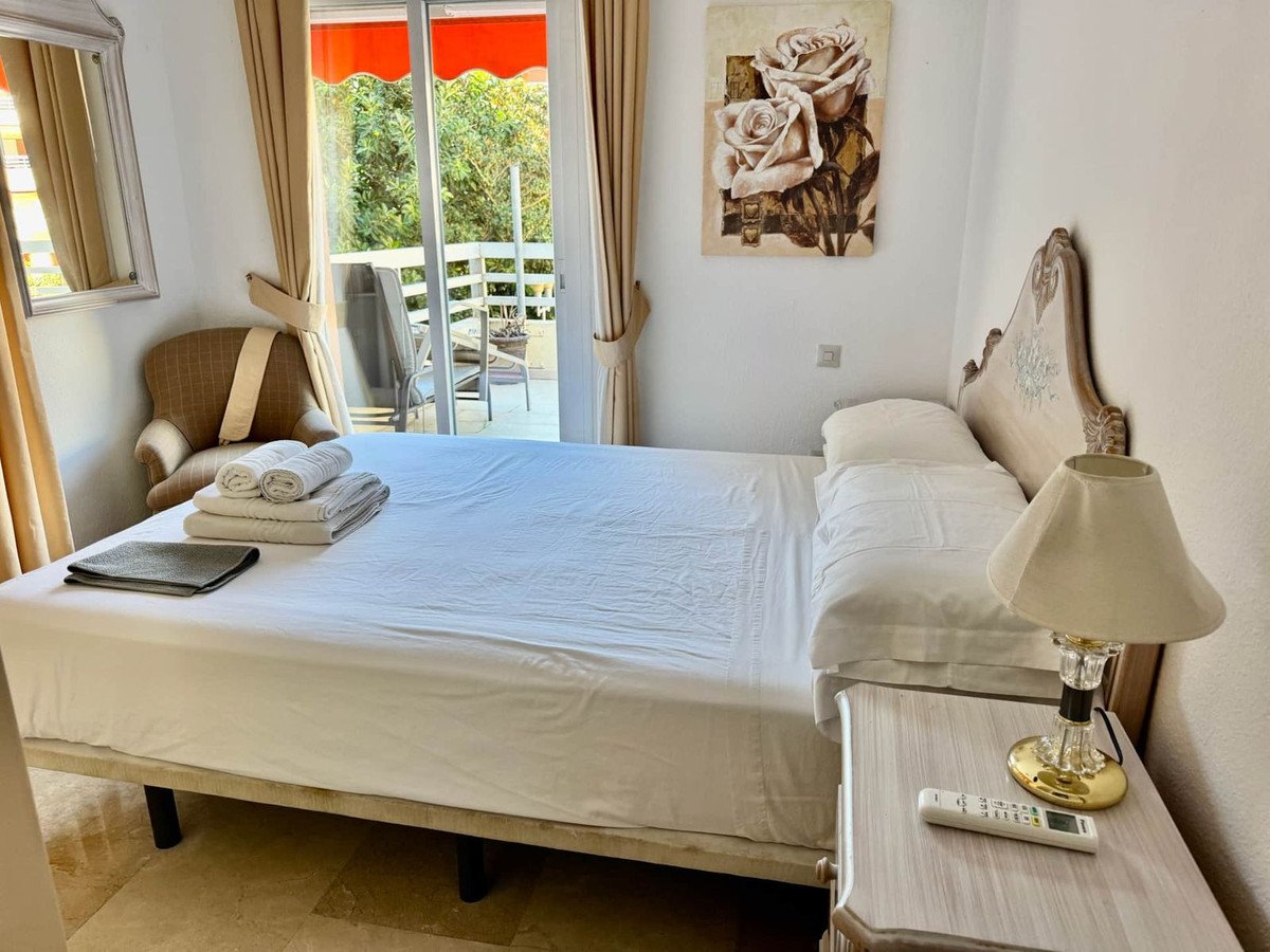 3 Bed Middle Floor Apartment in Marbella