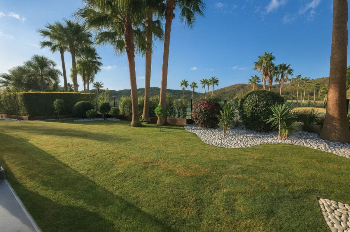 3 Bed Ground Floor Apartment in San Roque Club