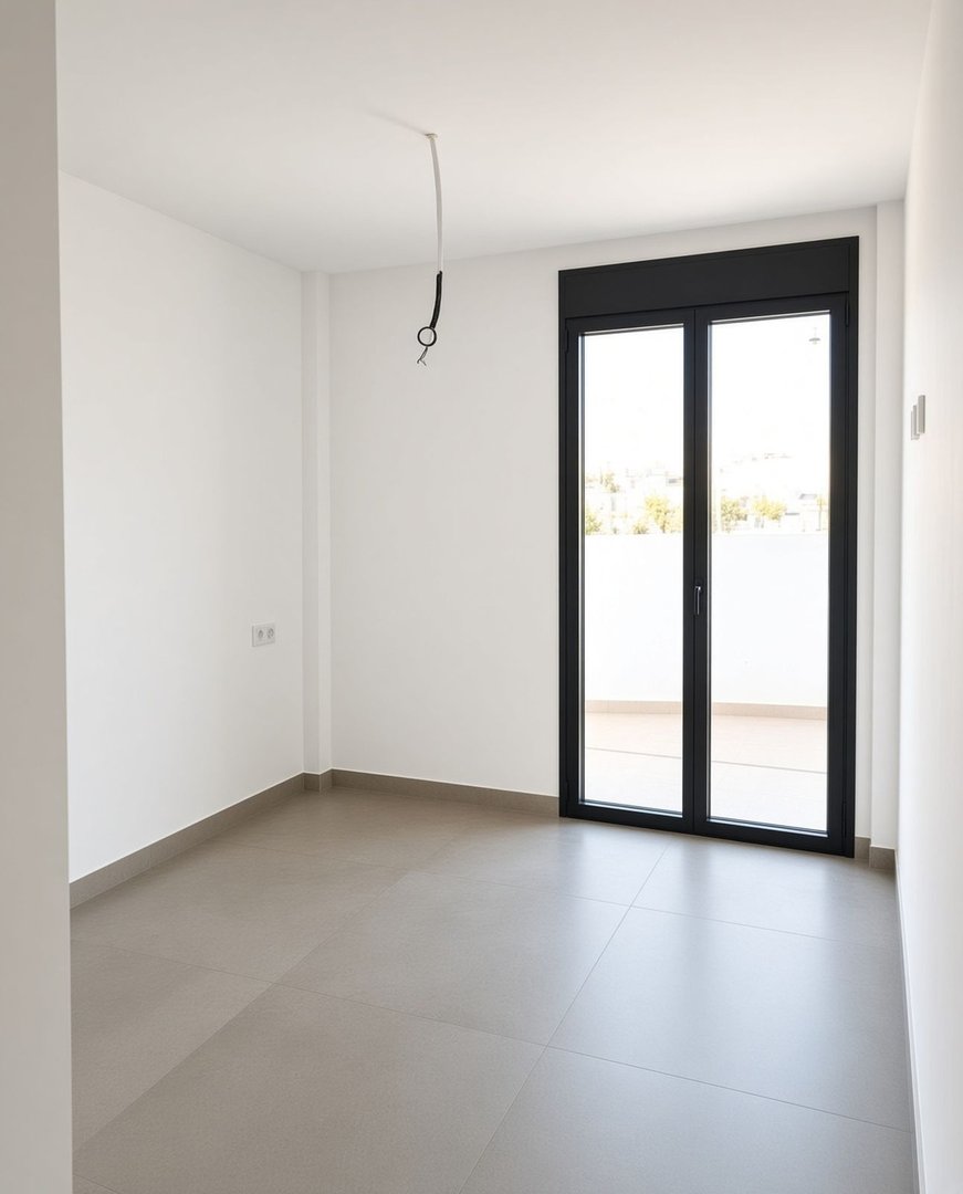 3 Bed Ground Floor Apartment in Bel Air