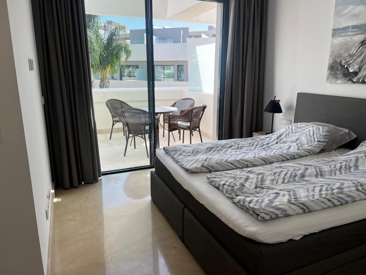 4 Bed Middle Floor Apartment in La Cala de Mijas