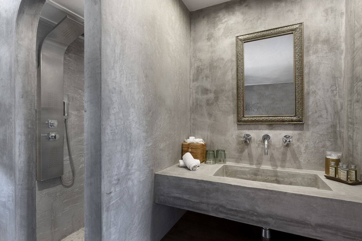 13 Bed Hotel in Villanueva De La Concepcion