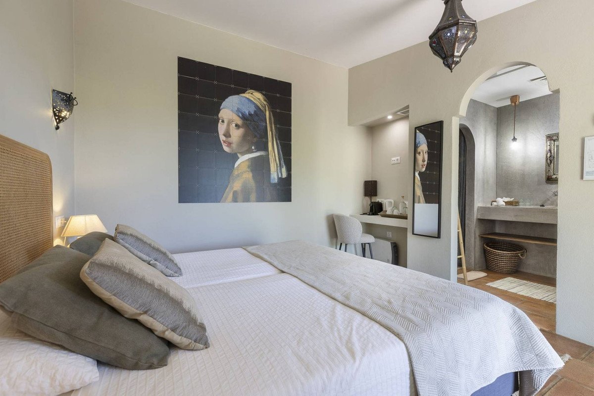 13 Bed Hotel in Villanueva De La Concepcion