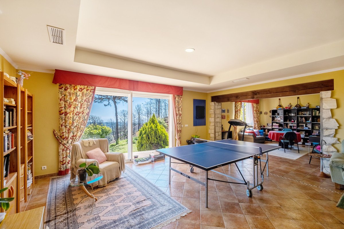7 Bed Finca - Cortijo in Estepona