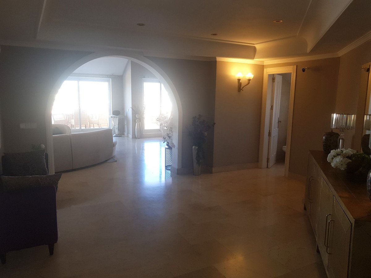 4 Bed Penthouse in Sotogrande Marina