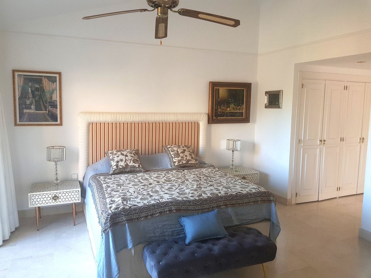 4 Bed Penthouse in Sotogrande Marina