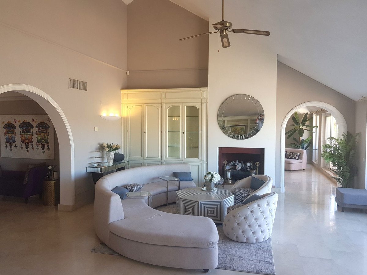 4 Bed Penthouse in Sotogrande Marina
