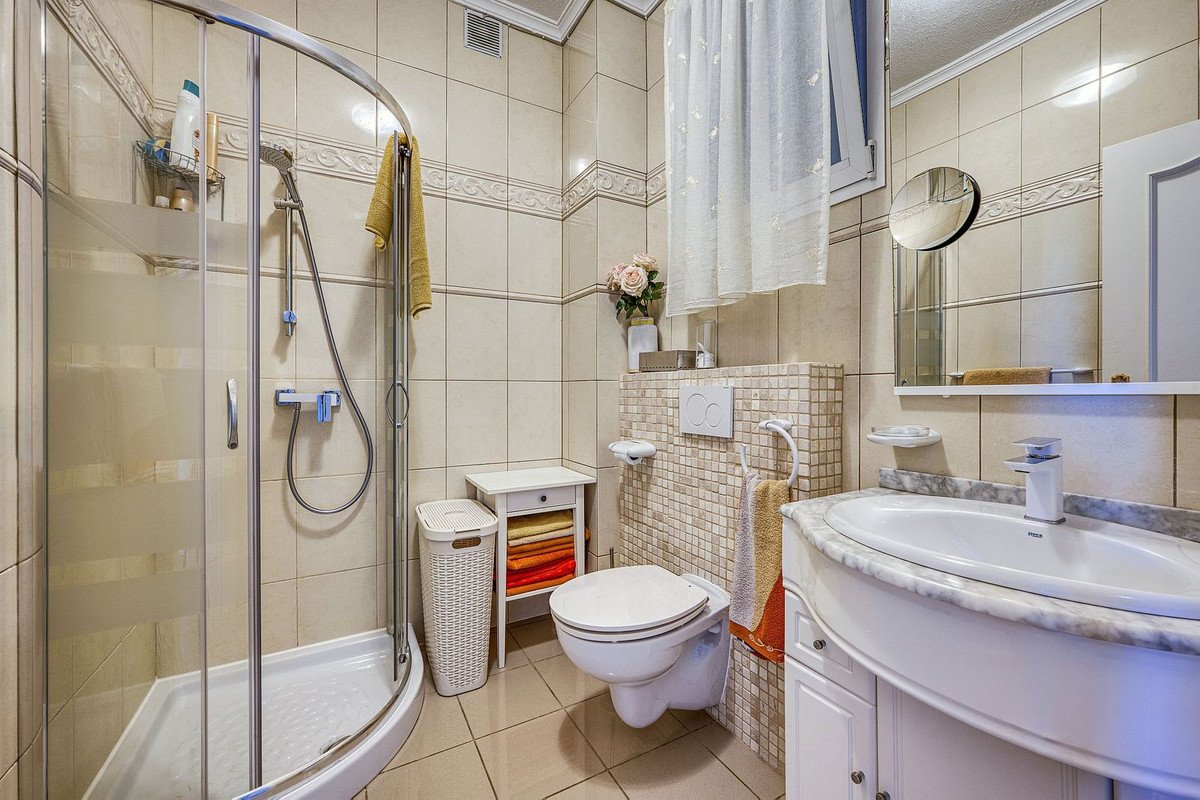 6 Bed Detached Villa in Hacienda Las Chapas