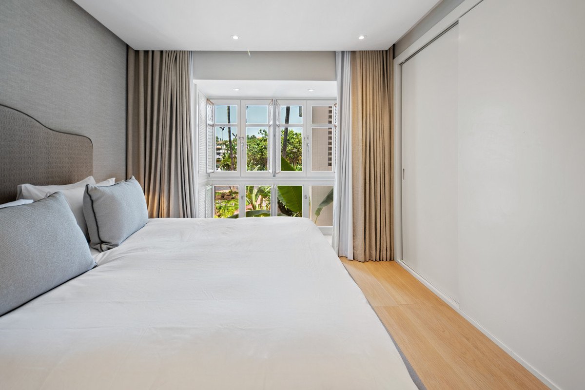 3 Bed Middle Floor Apartment in The Golden Mile