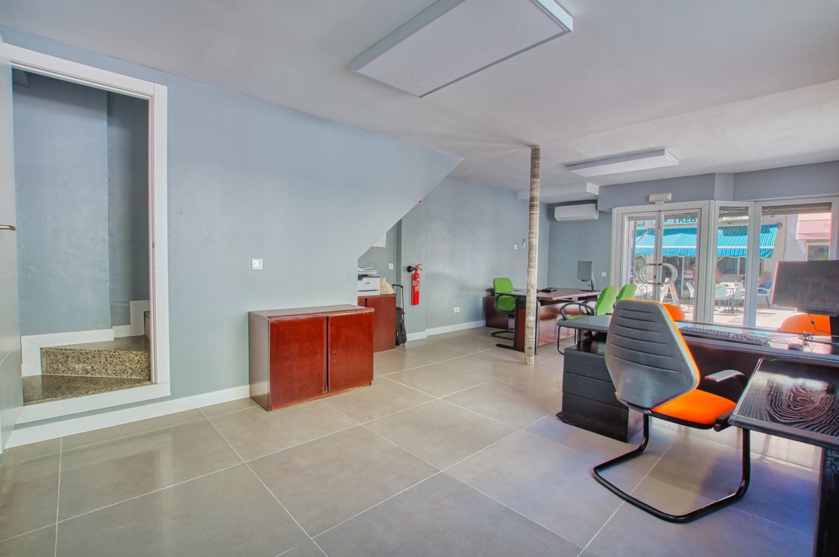 Commercial Premises in Algarrobo